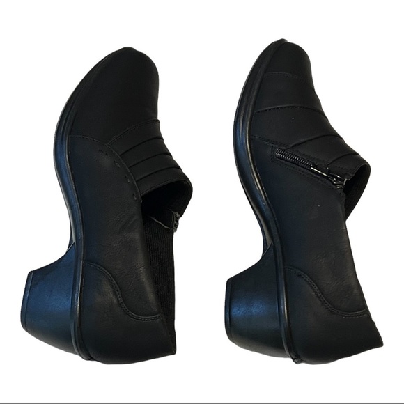 Easy Street Dee Clog Women’s 8.5 Black Ruched All Day Comfort Shoe w/1.5” Heel - Picture 6 of 6